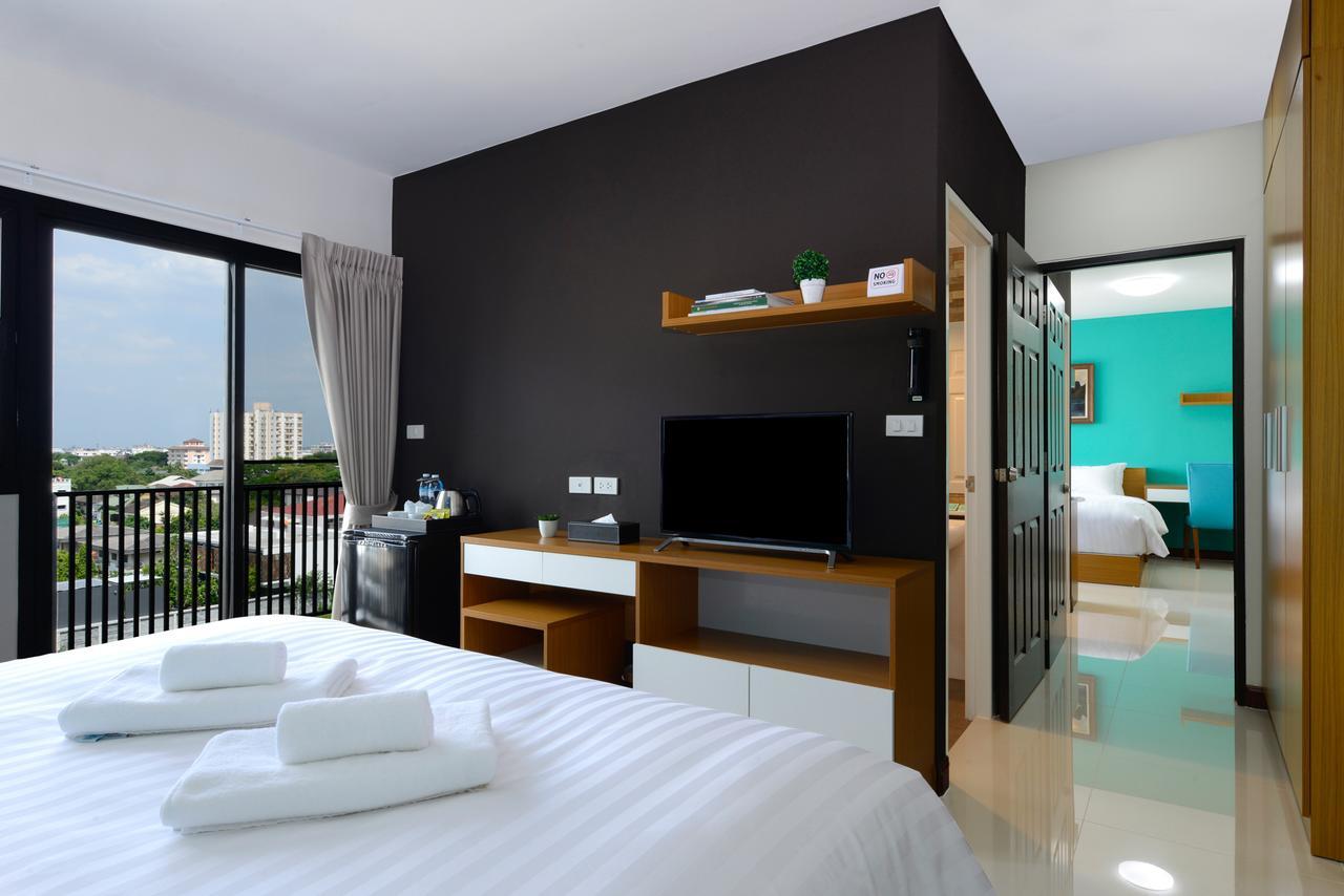 Siri Ratchada Bangkok Hotel Kültér fotó