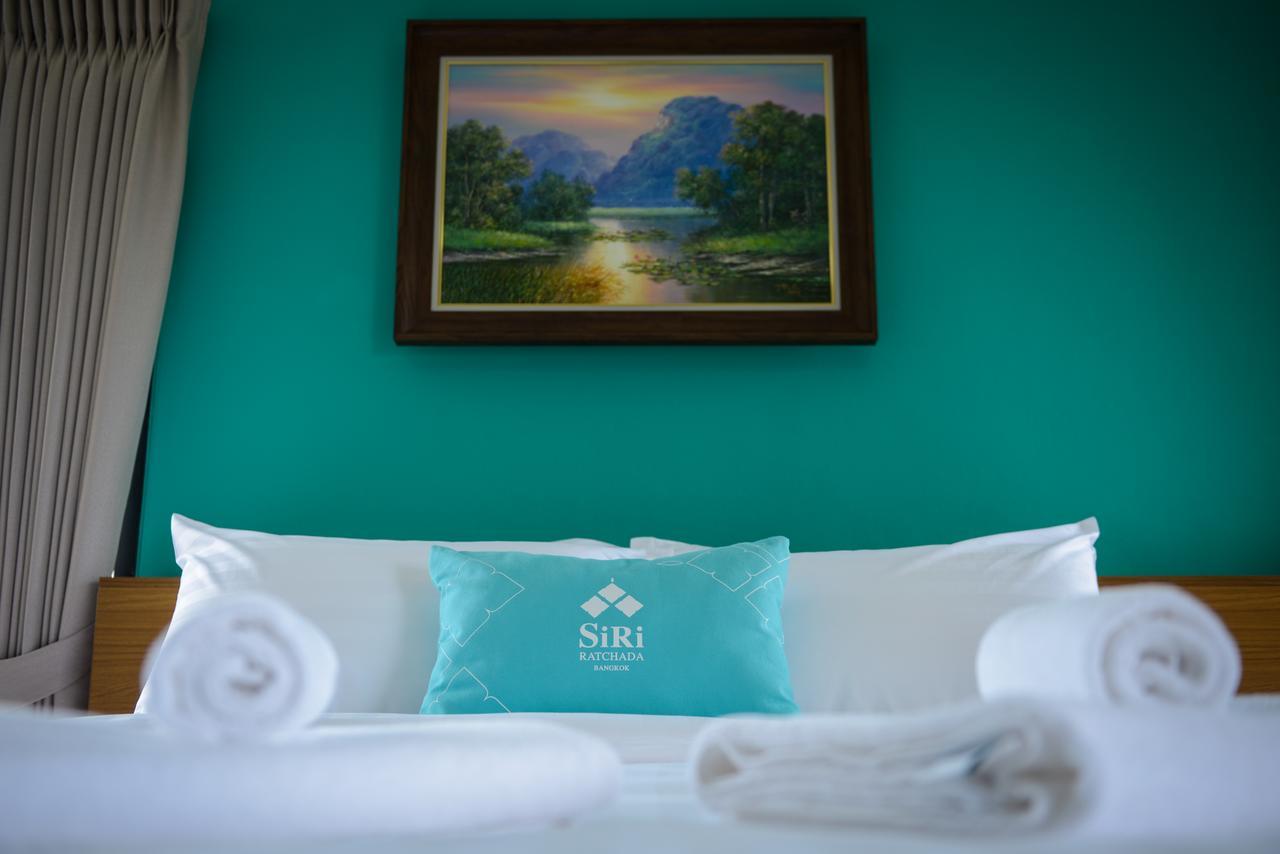 Siri Ratchada Bangkok Hotel Kültér fotó