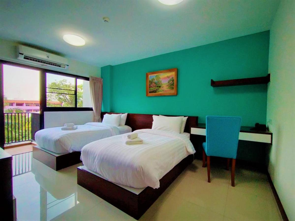 Siri Ratchada Bangkok Hotel Kültér fotó