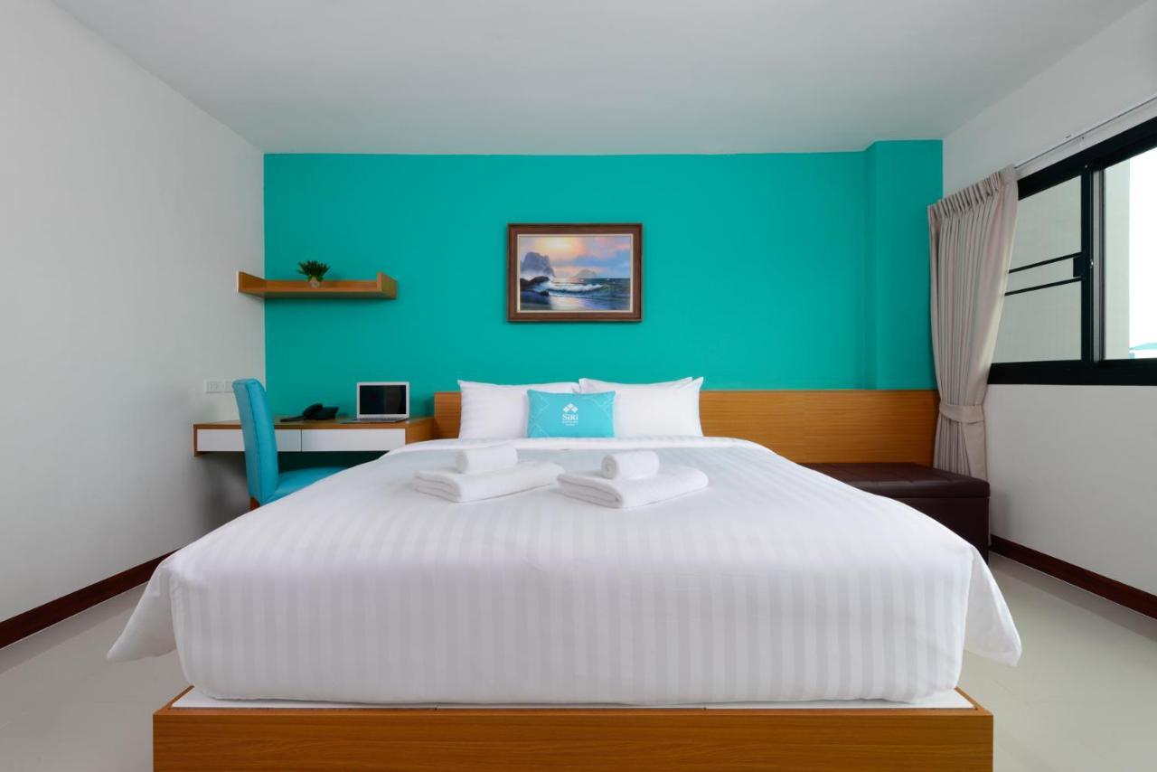 Siri Ratchada Bangkok Hotel Kültér fotó
