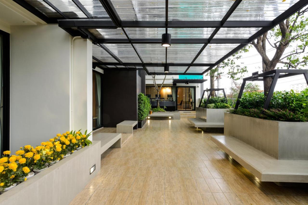 Siri Ratchada Bangkok Hotel Kültér fotó